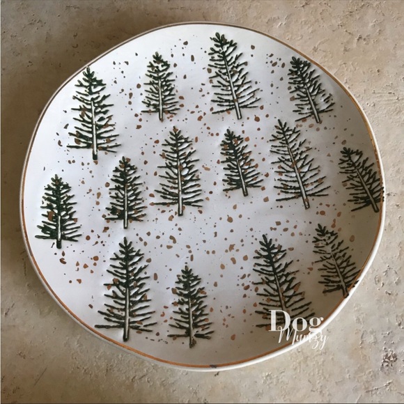 Potter Christmas Gold Speckle Asymmetrical Salad Plates - Picture 3 of 6
